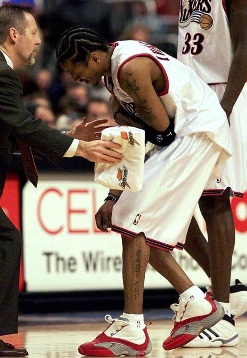 allen-iverson-injured.jpg